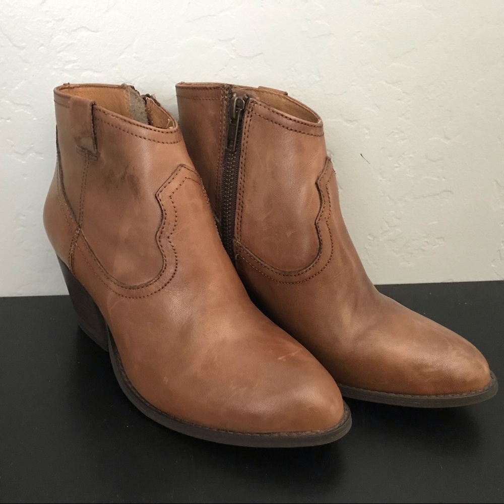 Steve Madden Brown Leather Booties